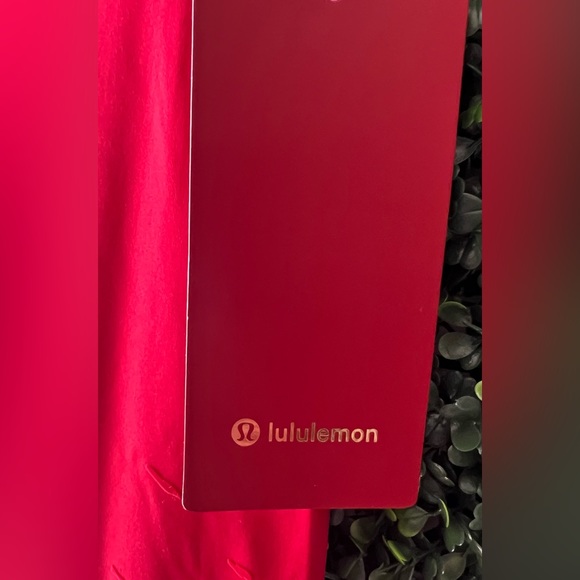 LULULEMON Lunar New Year Wunder
Under High-Rise Tight 25" - Picture 11 of 14